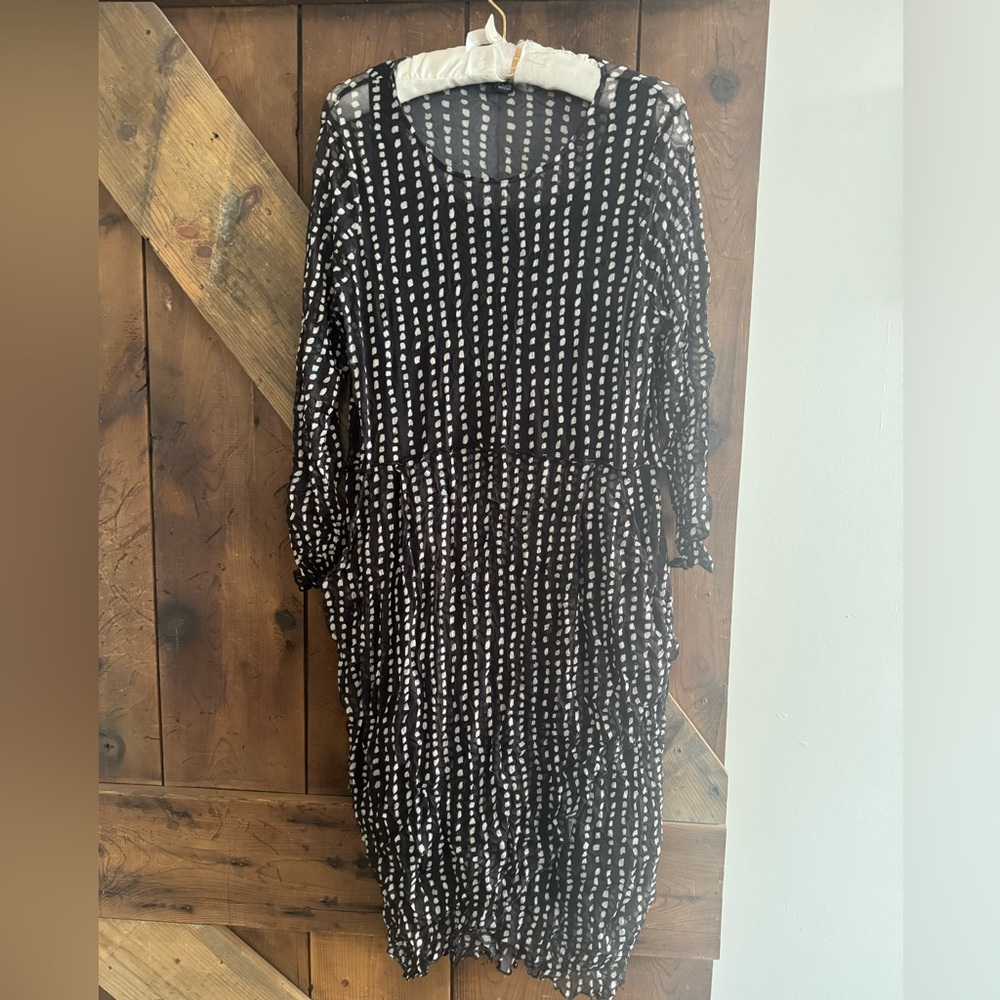 Artful Home Lisa Bayne Black and White Striped Long Sleeve Dress